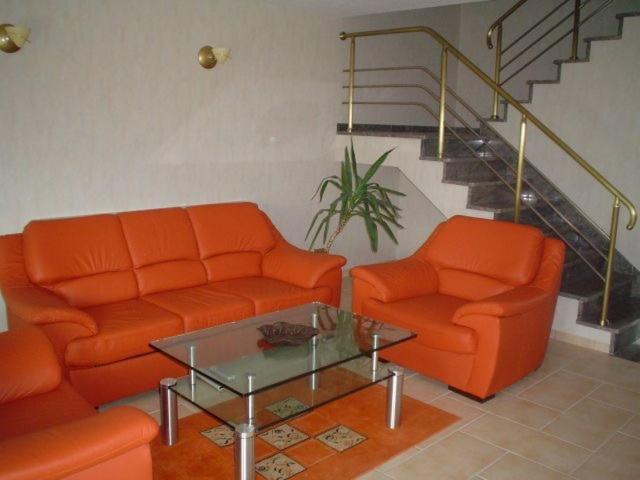 10 Bed And Breakfast Познань Екстер'єр фото